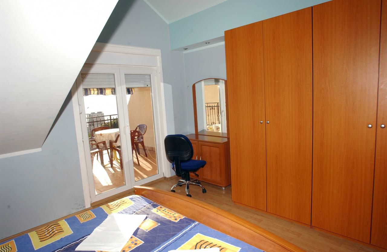 Mm Kovacevic Apartments Petrovac Buitenkant foto